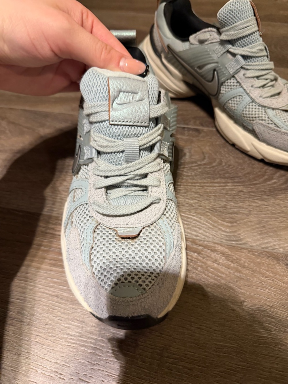 Nike Grey and Blue Women's Athletic Sneakers Everyday Running Shoes - Picture 3 of 6
